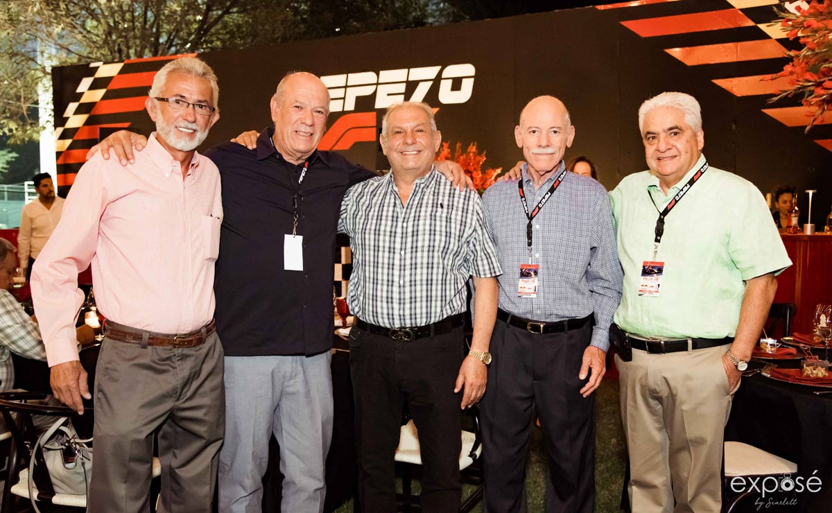 Juanjo, Lázaro, Pepe, Pepe y Meni