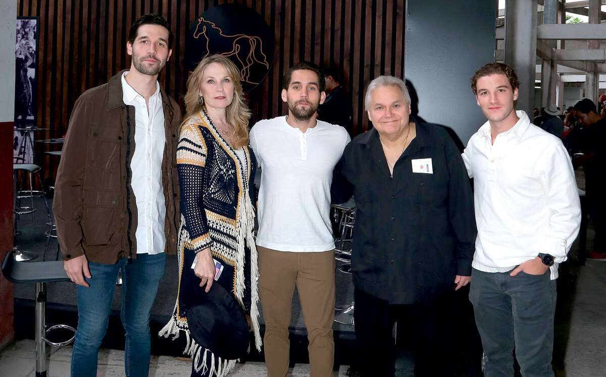 Marcelo Muttio, Adriana Ibarra de Bremer, Marcelo Bremer, Carlos Bremer y David Quintanilla. Fotos: Roberto Alvarado