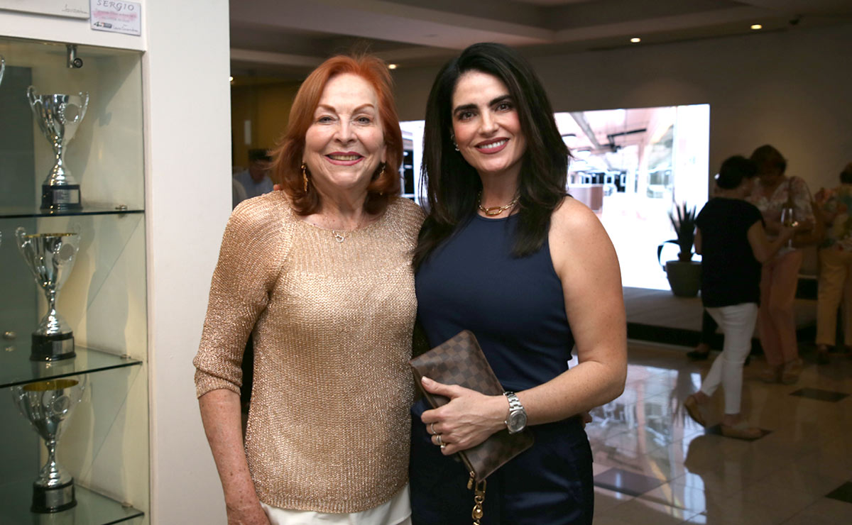 Nancy y Paola