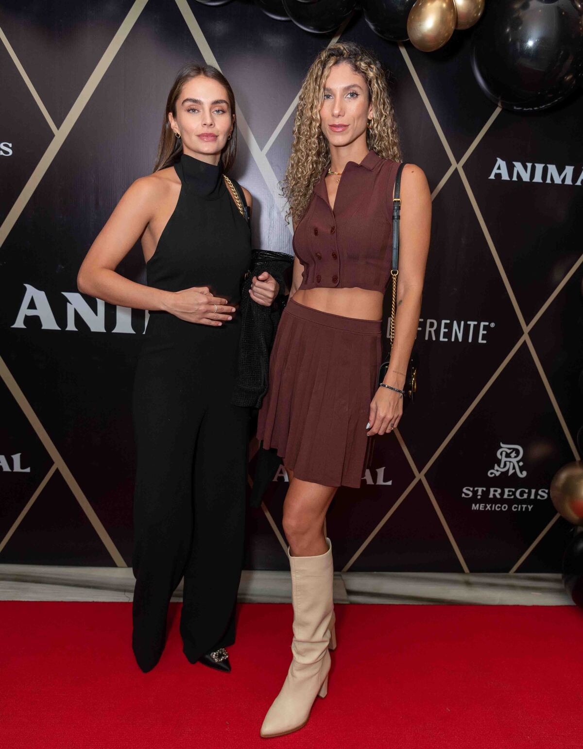 Lourdes Motta y  Bruna Coutinho