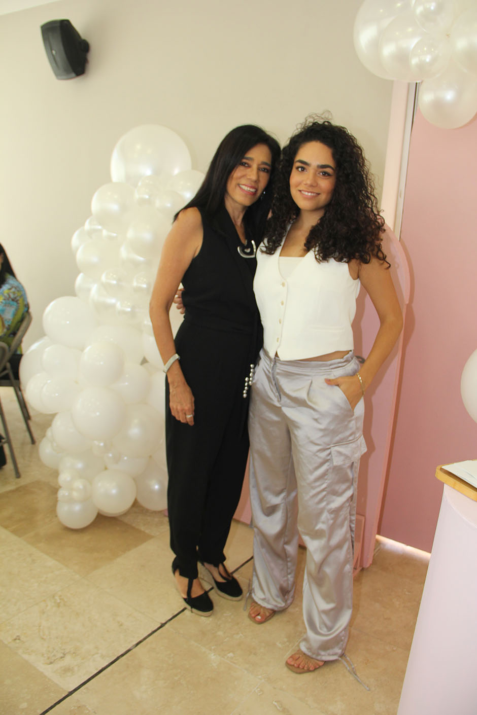 Marcela Hecht y Viviana López de Lara.