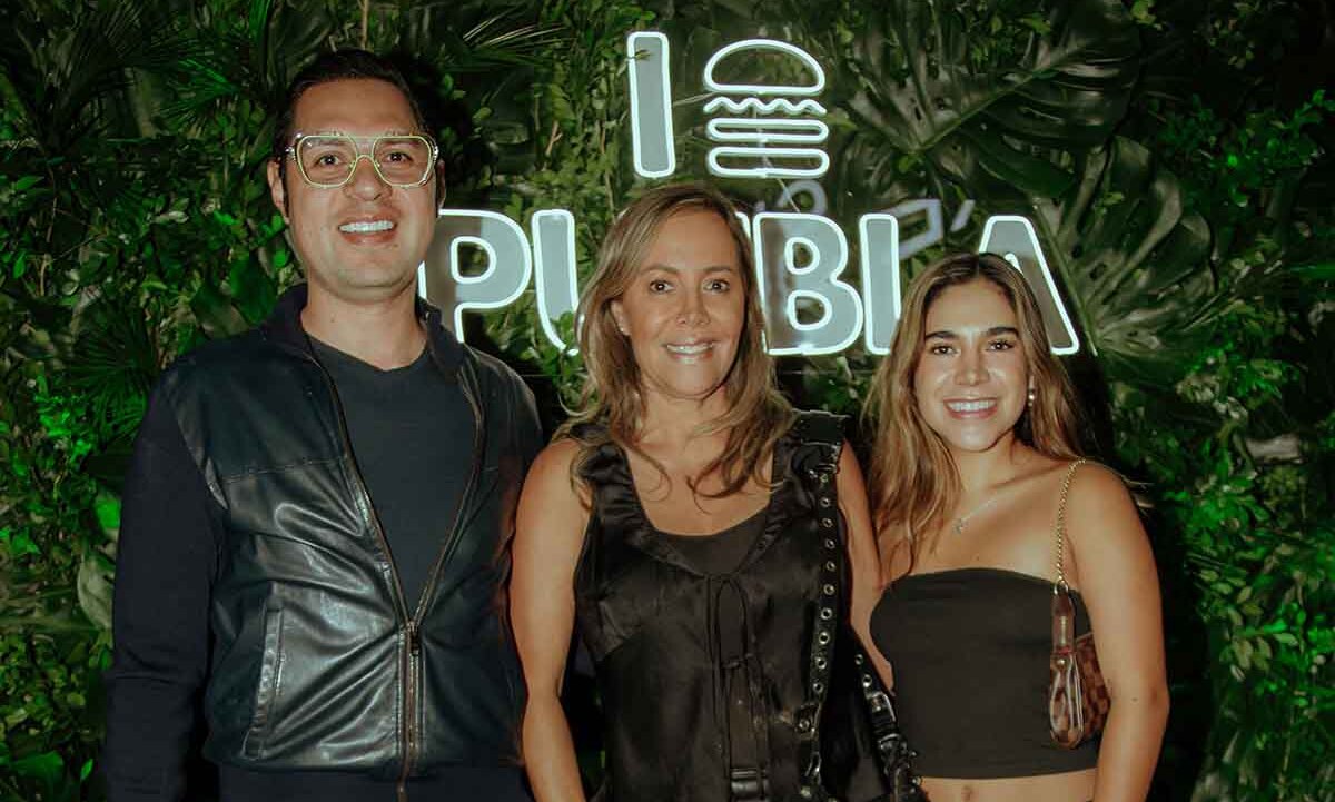 Rafael Flores, Tere Guzmán y Renata Juárez