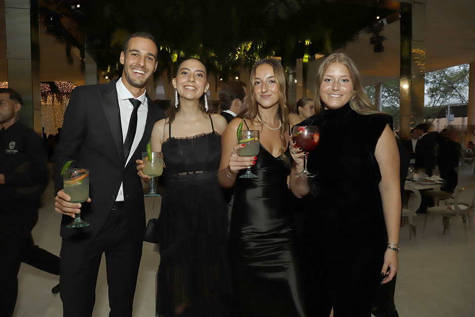 Aaron Kleiman Salinas, Galit Kleiman Salinas,  Ariela Kleiman y Barr Muskal