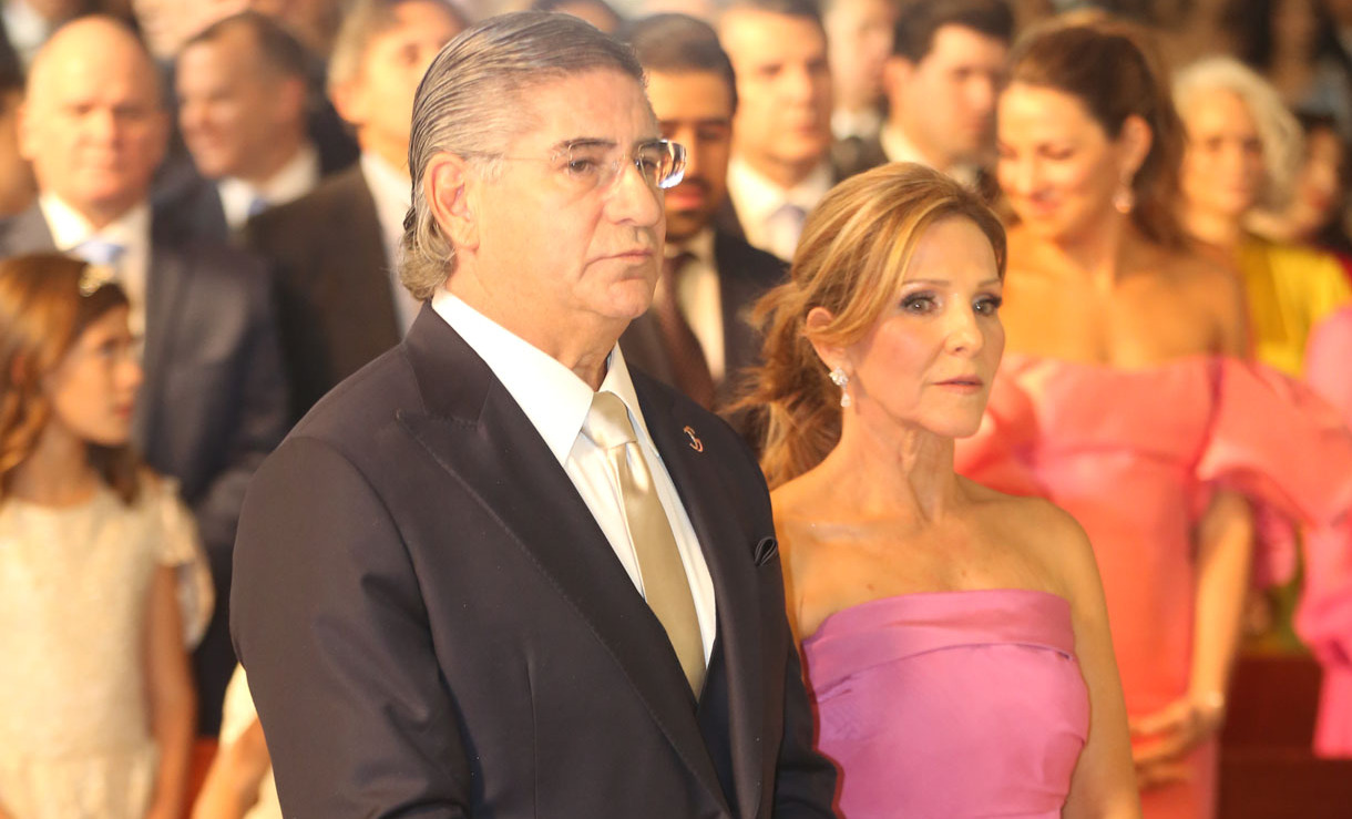PAPÁS DEL NOVIO. Guillermo Muñoz y Tere Gómez Junco
