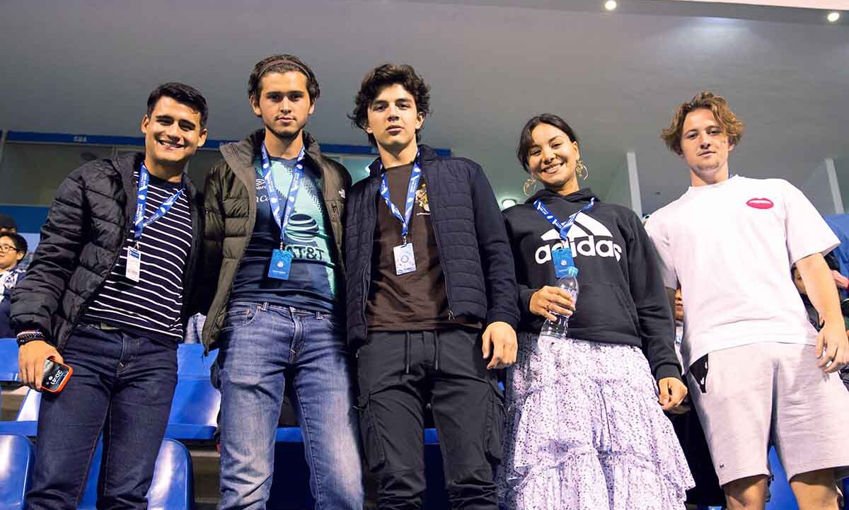 Alonso Fregua, Martín Rodríguez, Saúl Quiroz, Ana Quintana y Mario Oliver