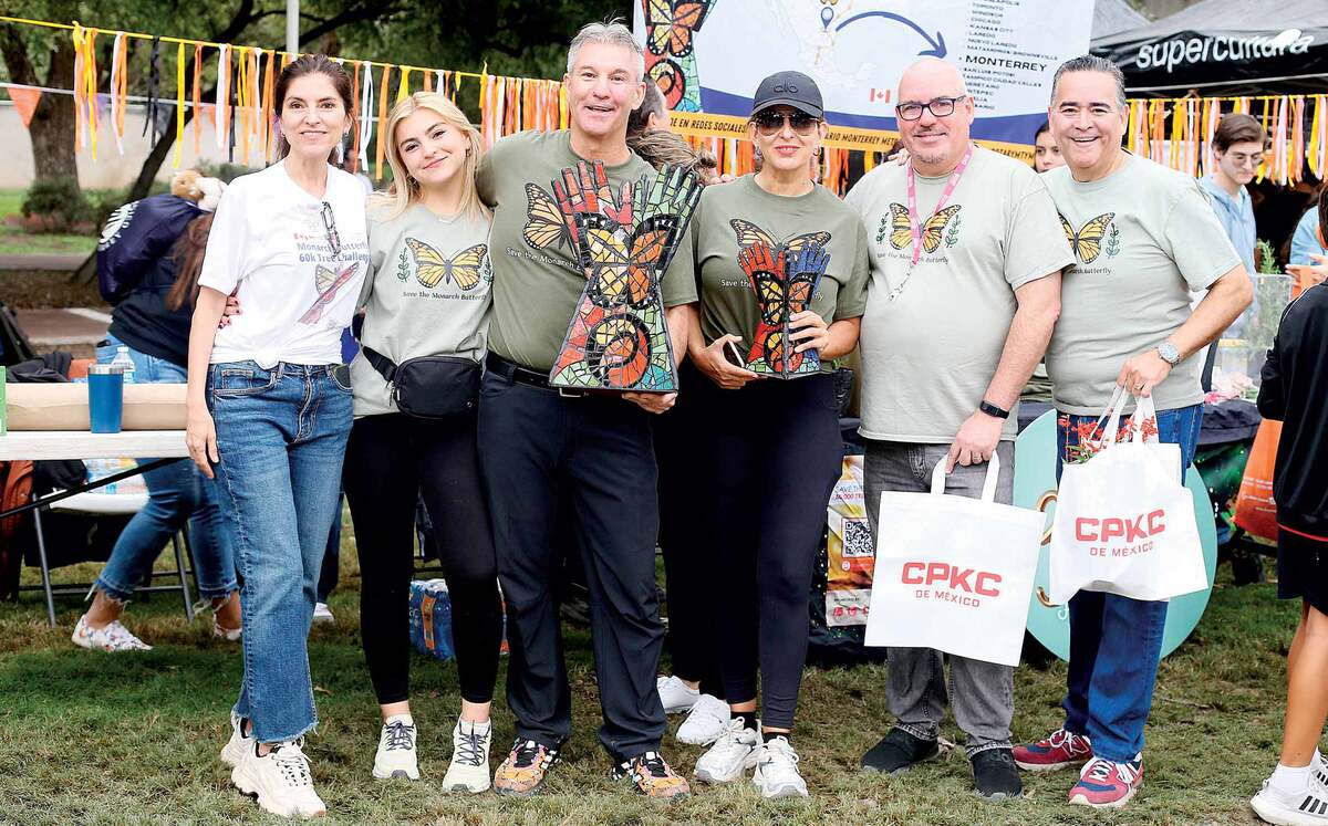 Verónica de Eaton, Daniela Eaton, David Eaton, Cruz María Cantú, Jorge Peña y Roberto González
