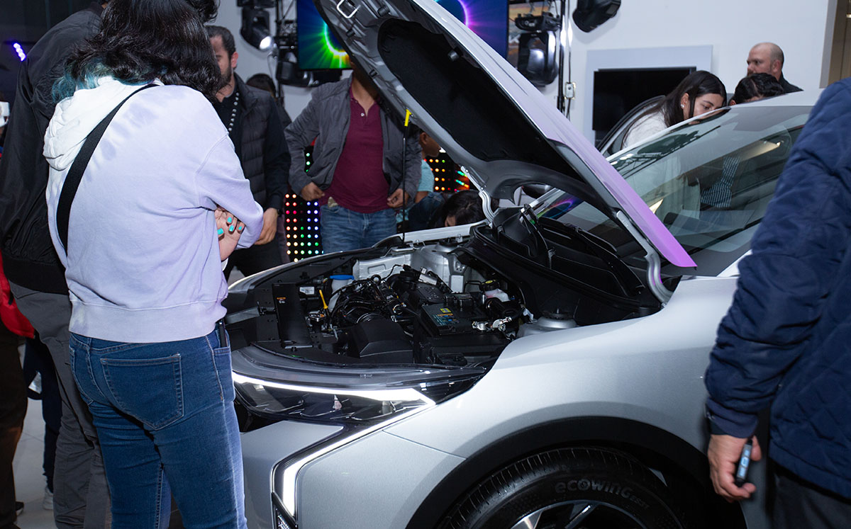 Entregan primera unidad de KIA K3