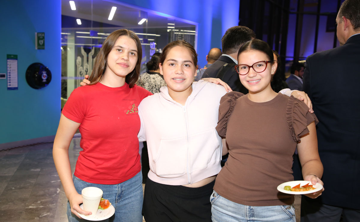 Carly, Natalia y Marien
