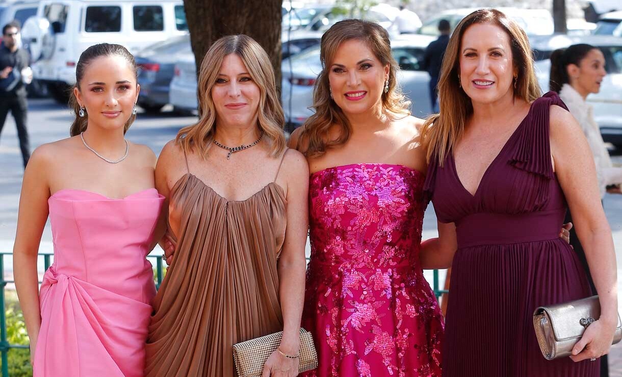 Victoria Rivero, Claudia Garza, Cristina Sada y Claudia Galván