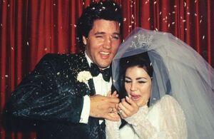 Elvis Presley: ¿Por qué pudo salir con Priscilla a sus 14 años? (Foto: IG)