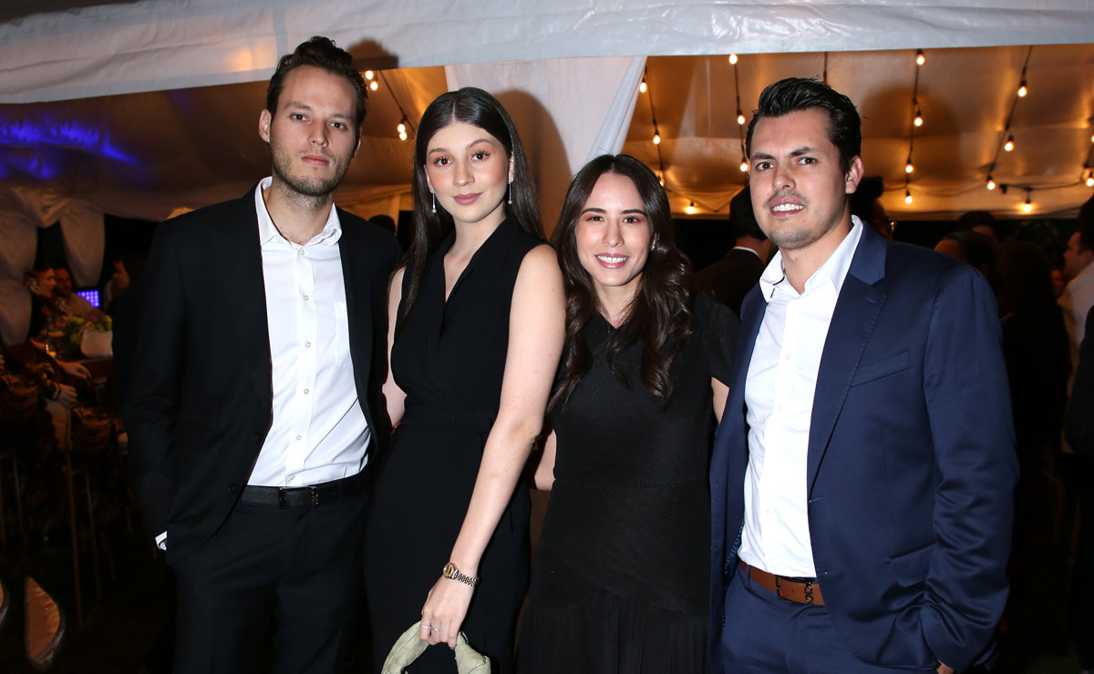 Gabriel, Nayla, Pamela y Alberto
