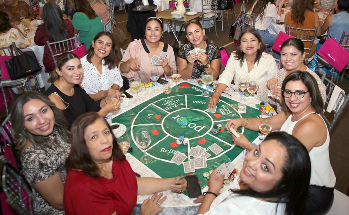 Las asistentes llevaron sus juegos de mesa