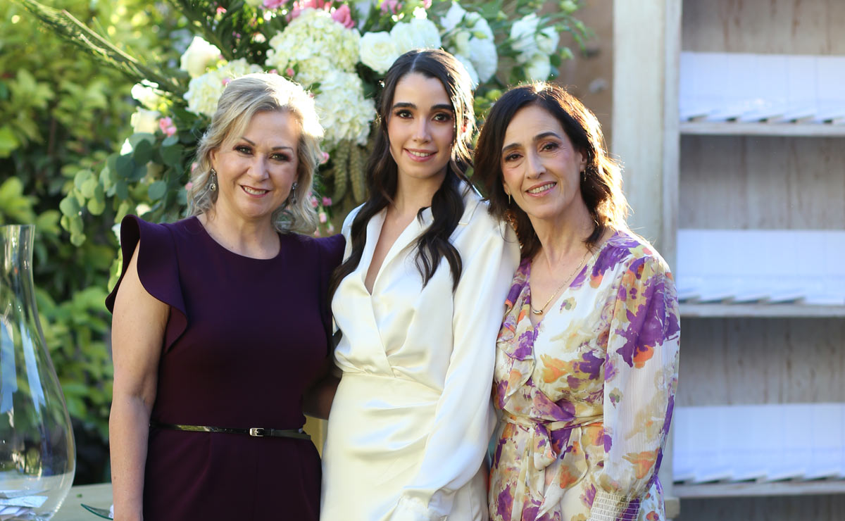 Magaly, Sofía y Zardel