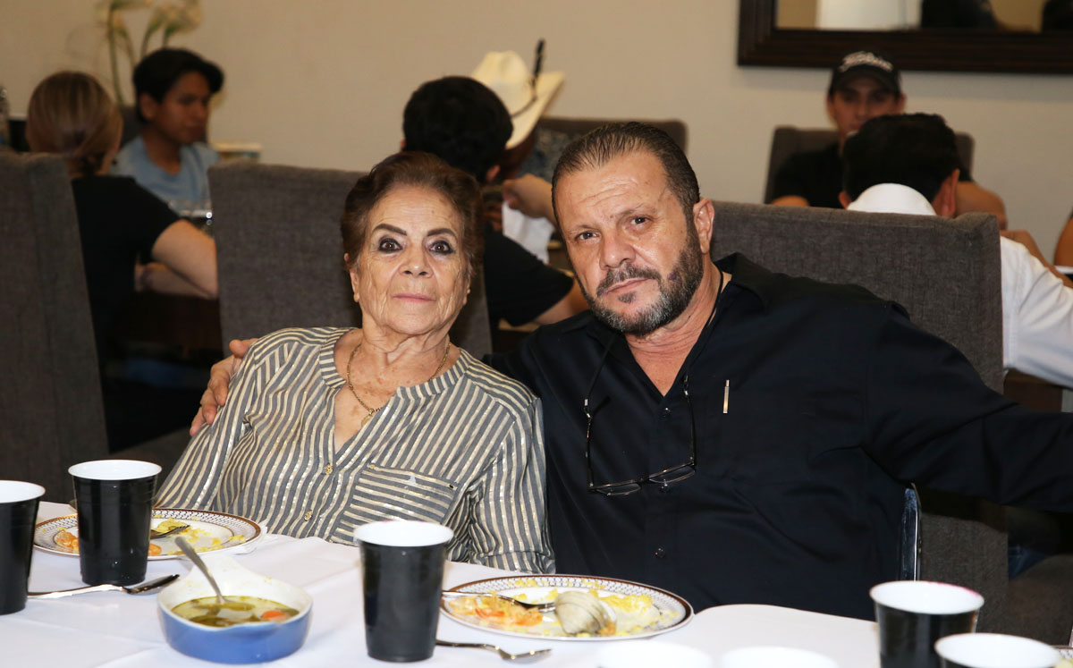 Rosa María y Memo