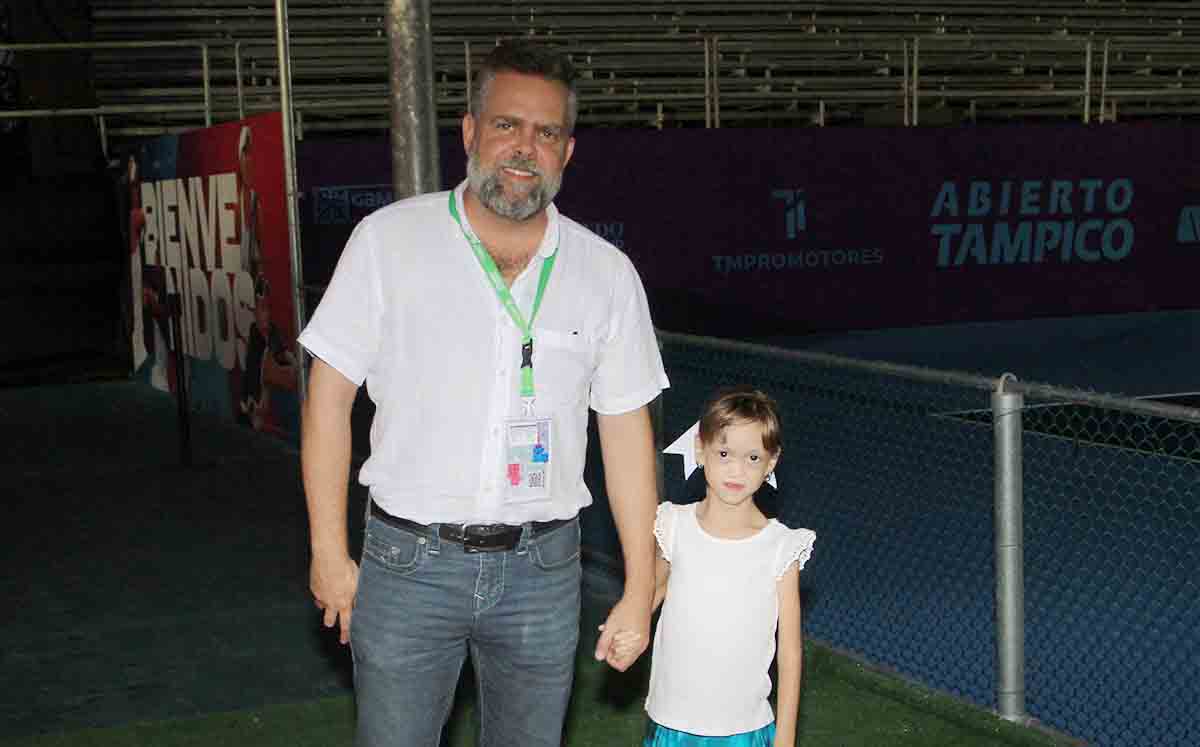 RICARDO DE GORORDO Y RENATA DE GORORDO llegaron emocionados al Abierto de Tenis
