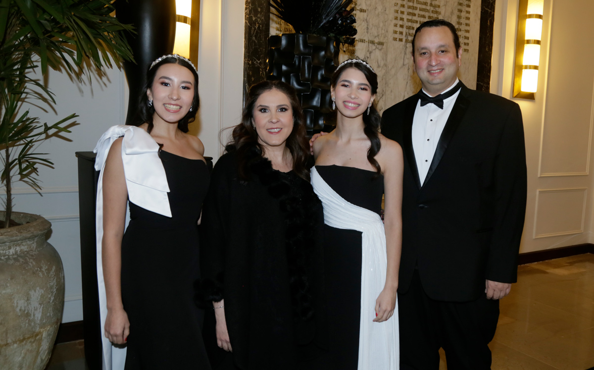 Bárbara Lozano, Karla Plancarte, Paulina Lozano y Roberto Lozano / Foto: Omar Valdez