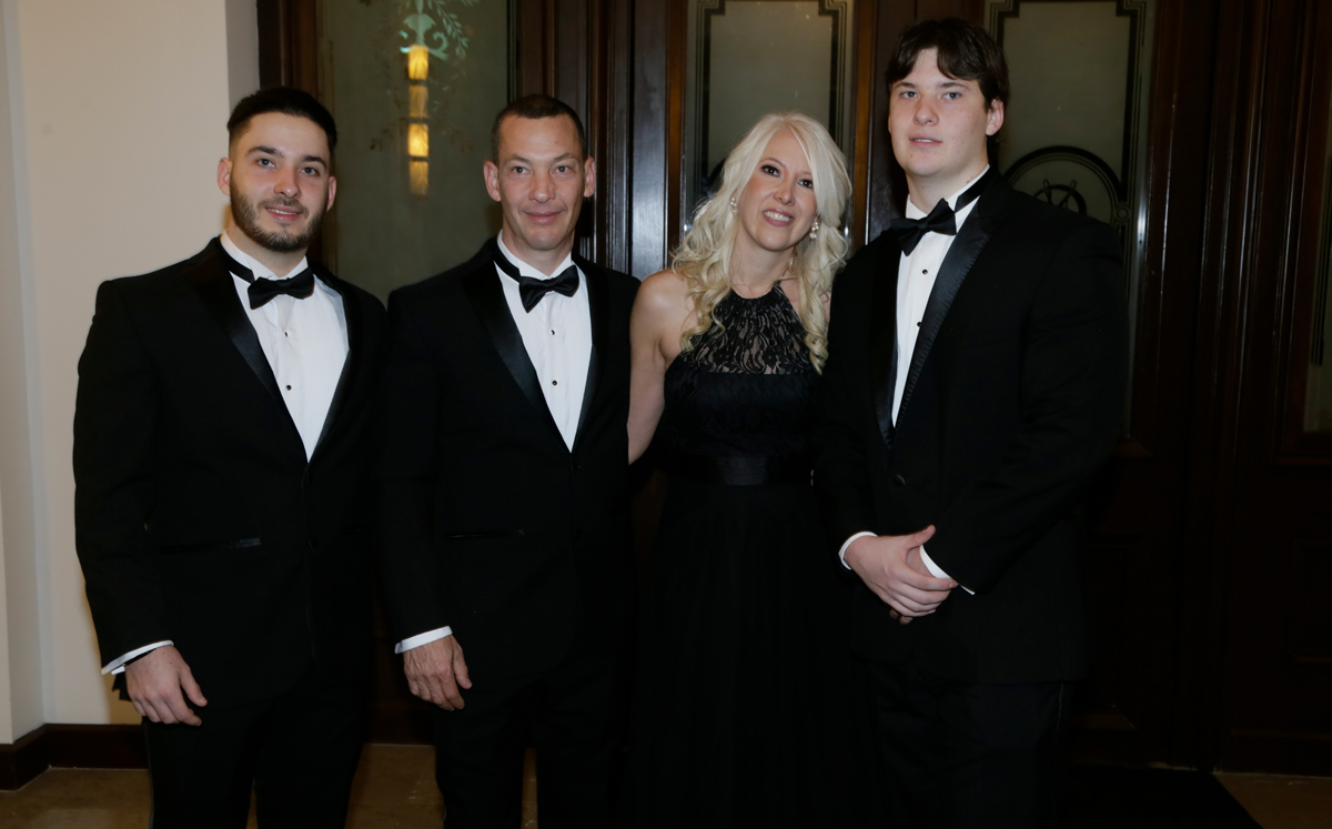 Gerardo Lozano, Gerardo Lozano, Yuri de Lozano y Aarón Lozano / Foto: Omar Valdez