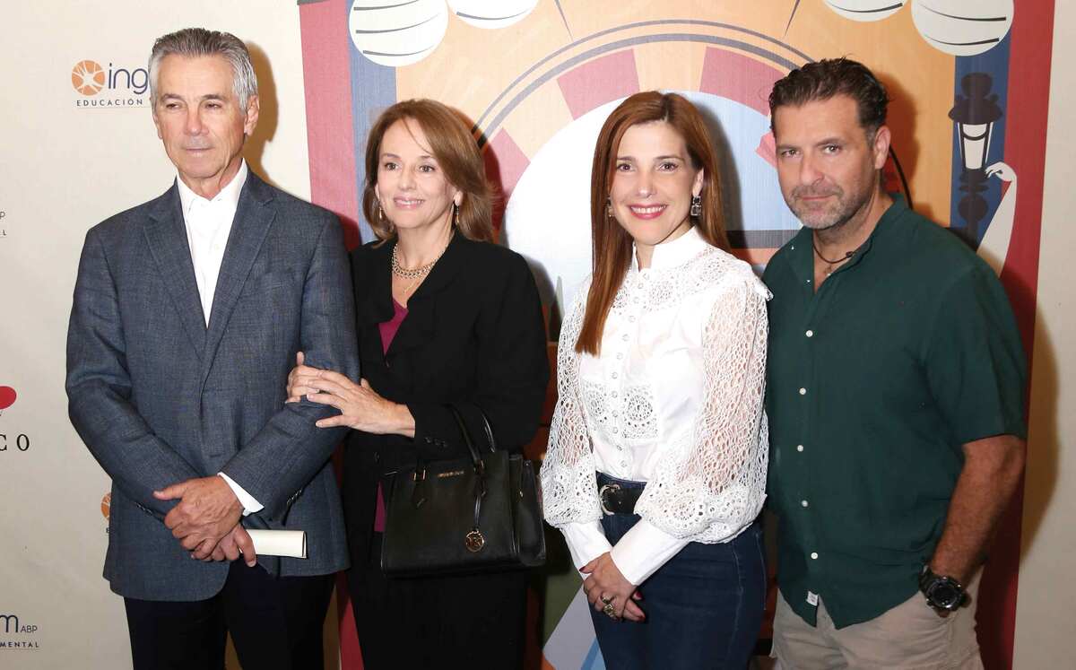 Mauricio Guerra, Tuty Escámez de Guerra, Cristina Montemayor y Leonel Villarreal