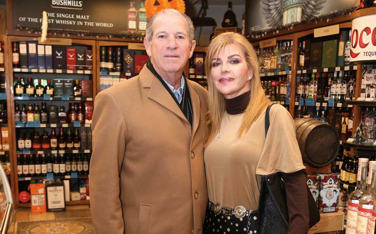 Ricardo Martínez y Catalina Ibarra de Martínez