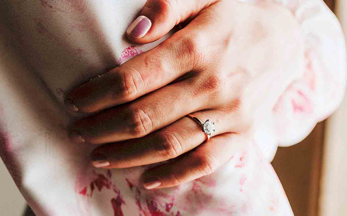ORALIA BORGES con su hermoso anillo