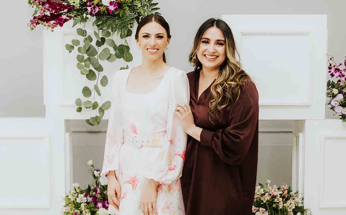 ORALIA BORGES junto a su invitada nos regalaron sus mejores sonrisas en la despedida
