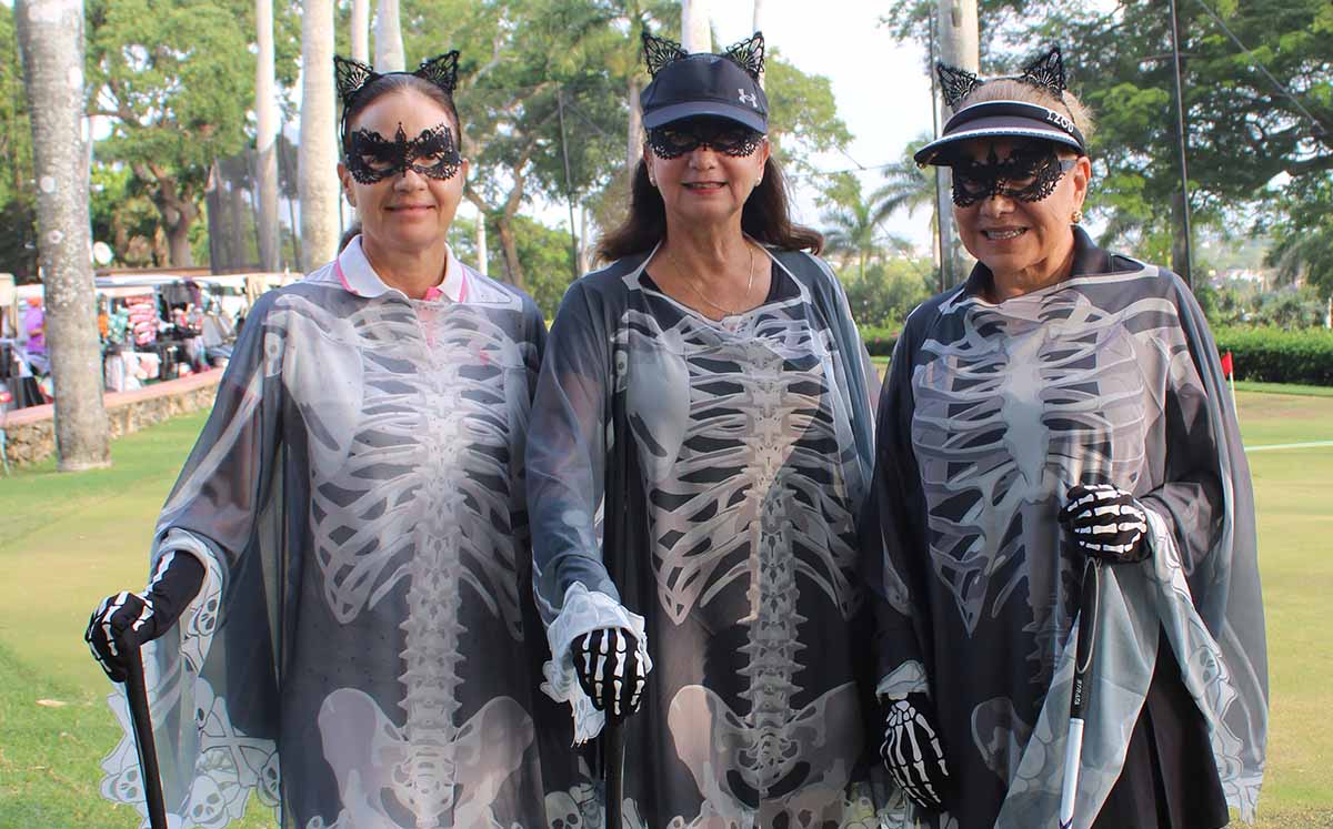 LILY ALATORRE, MECHE ANCHONDO DE CAMPERO, ISABEL RIVERA nos regalaron sus mejores sonrisas en el Torneo Especial de Halloween 2023