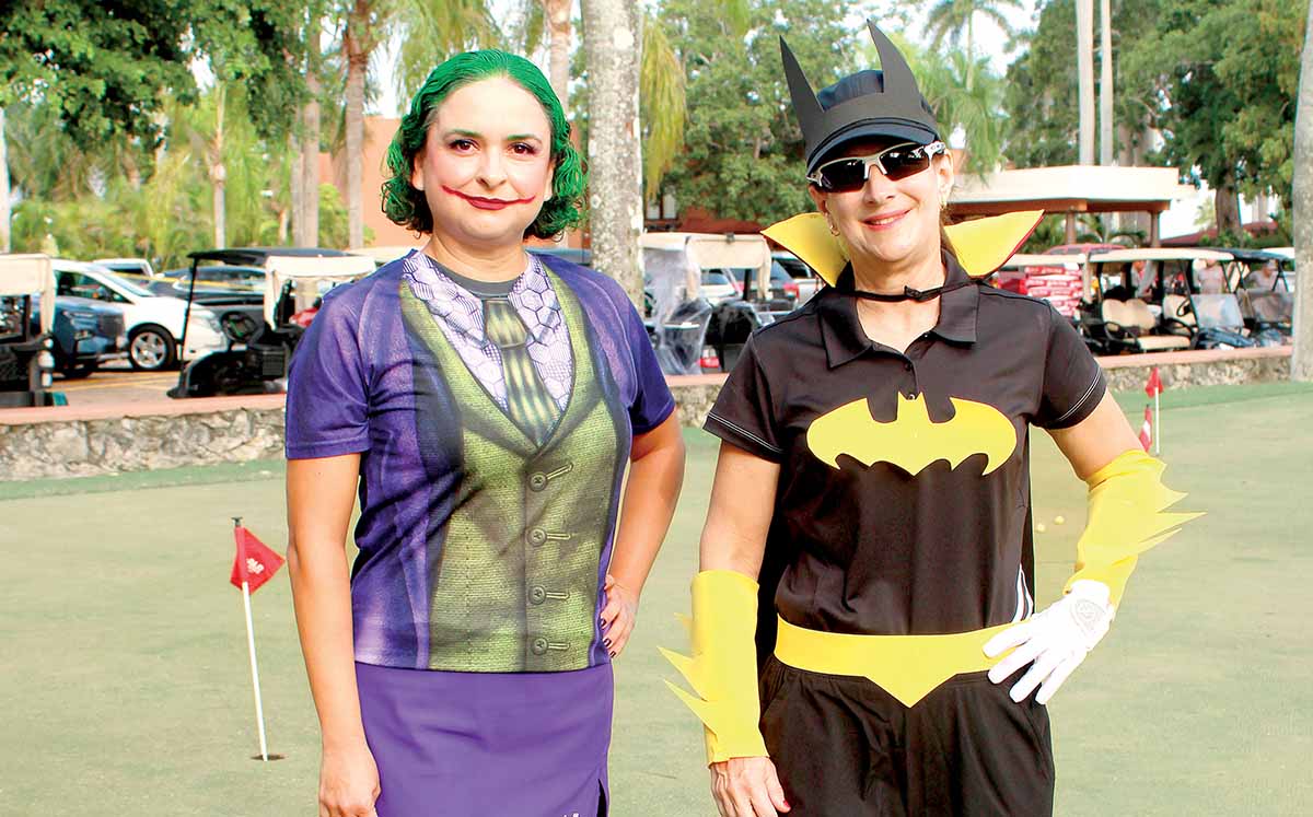 PAOLA VELÁZQUEZ y LAURA MARY FUEYO como el Joker y Batman en el Torneo Especial de Halloween 2023