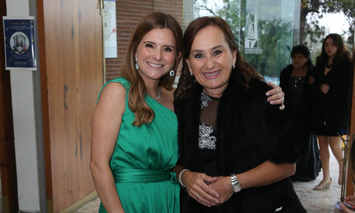 Mónica Lobeira de Elosúa y María Eugenia Escamilla