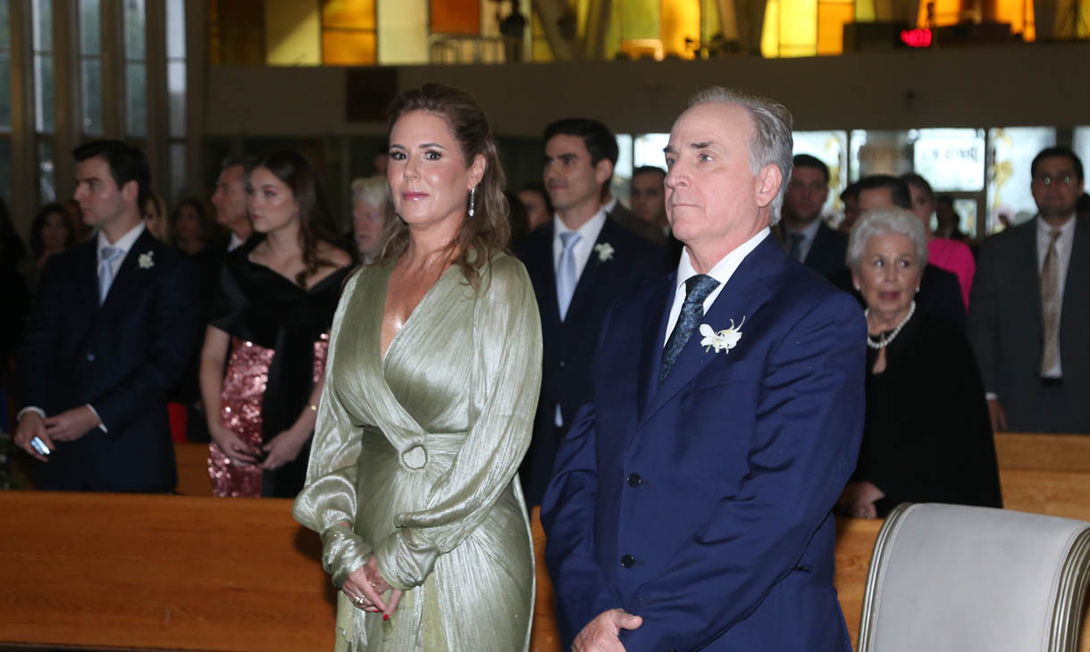 PAPÁS DE LA NOVIA. Lorena Salum e Isidro Sada