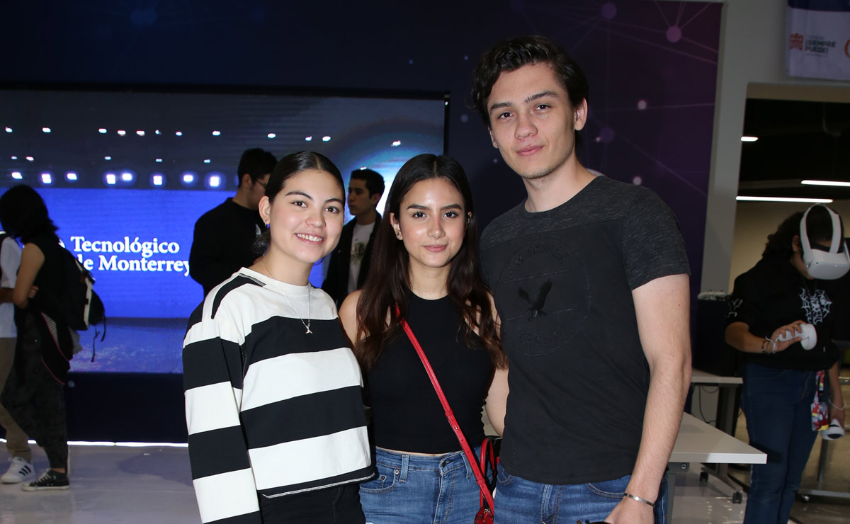 Ana Luisa, Mariana y Gerardo