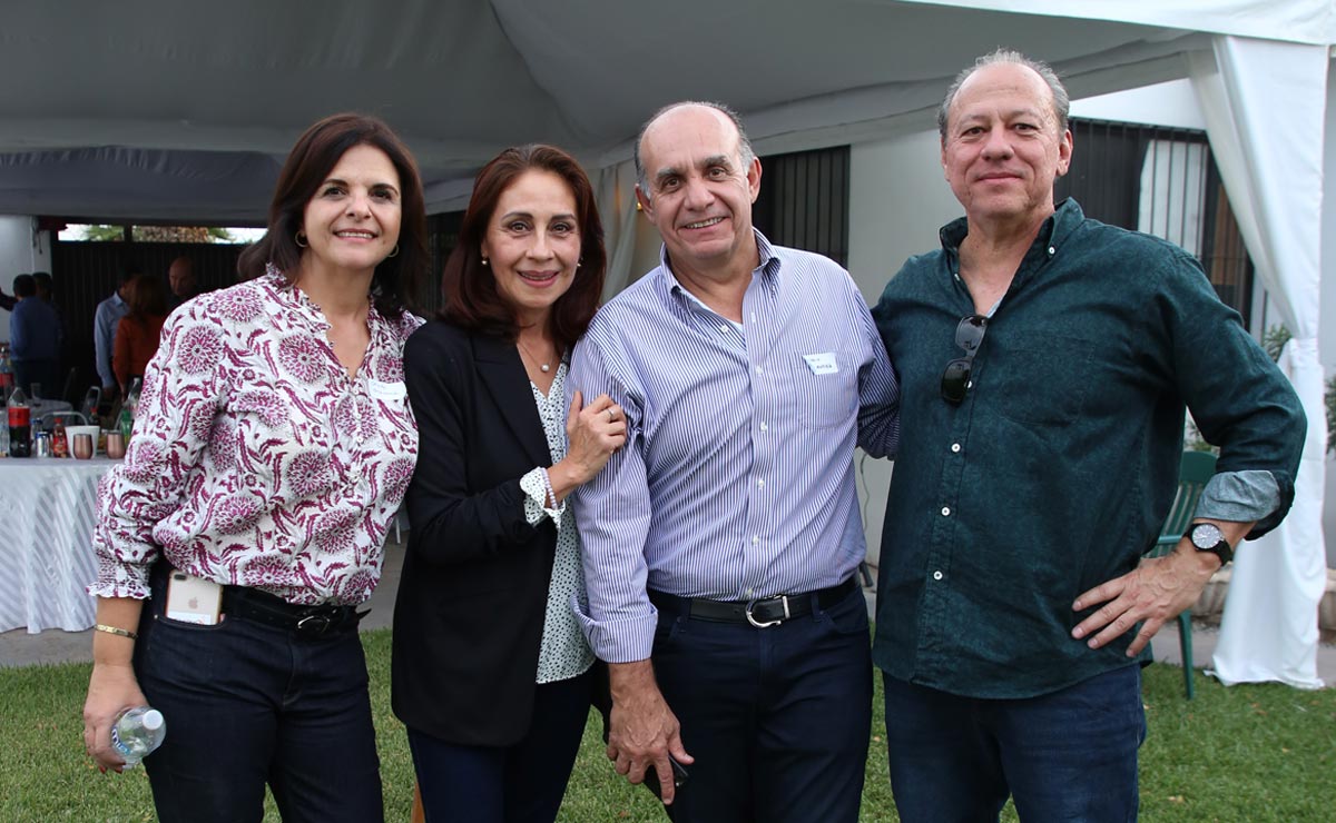Cristina, Diana, Claudio y Edgar