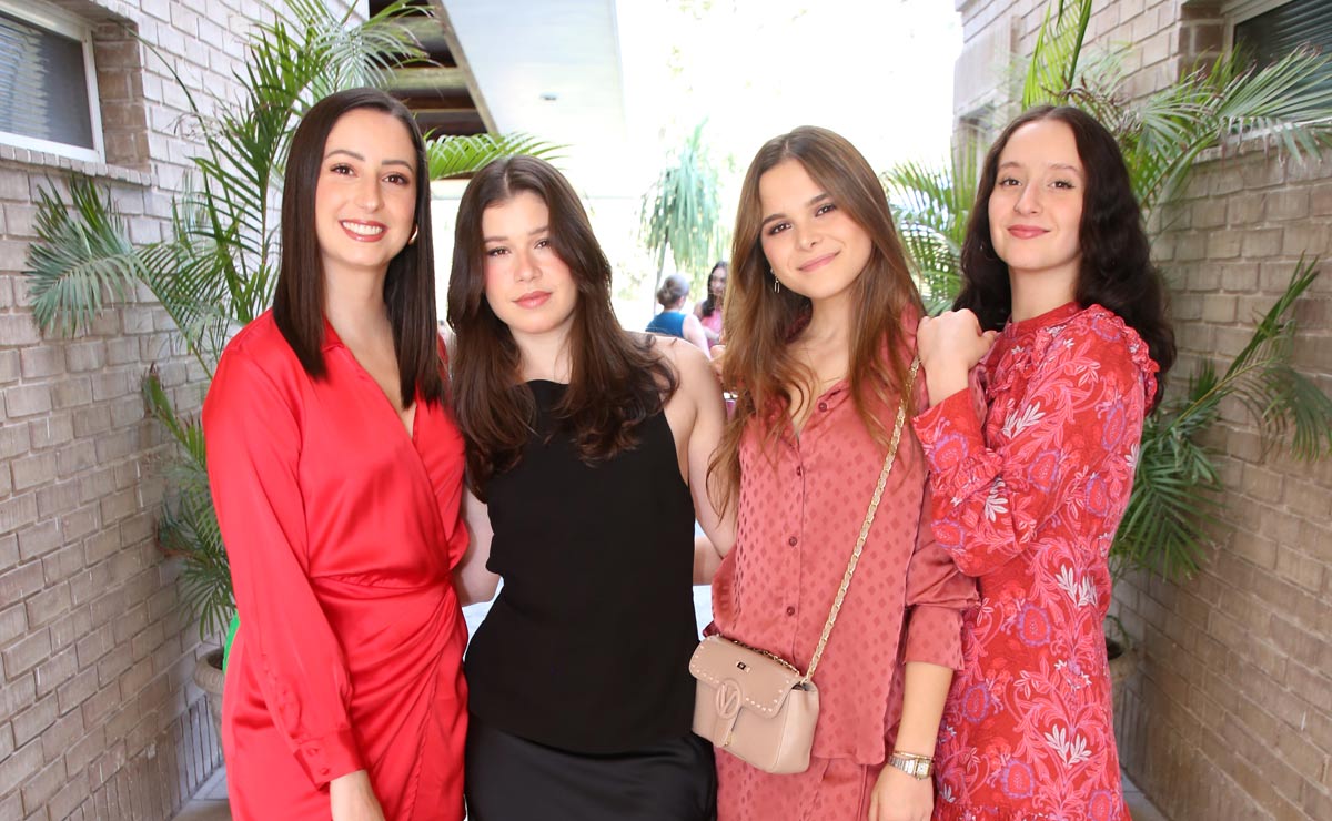 Pilar, Pía, Camila y Fer