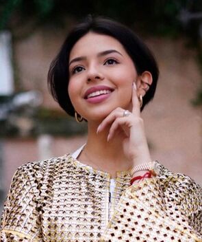 Ángela Aguilar se queda atrapada en un elevador y así reaccionó (Instagram)