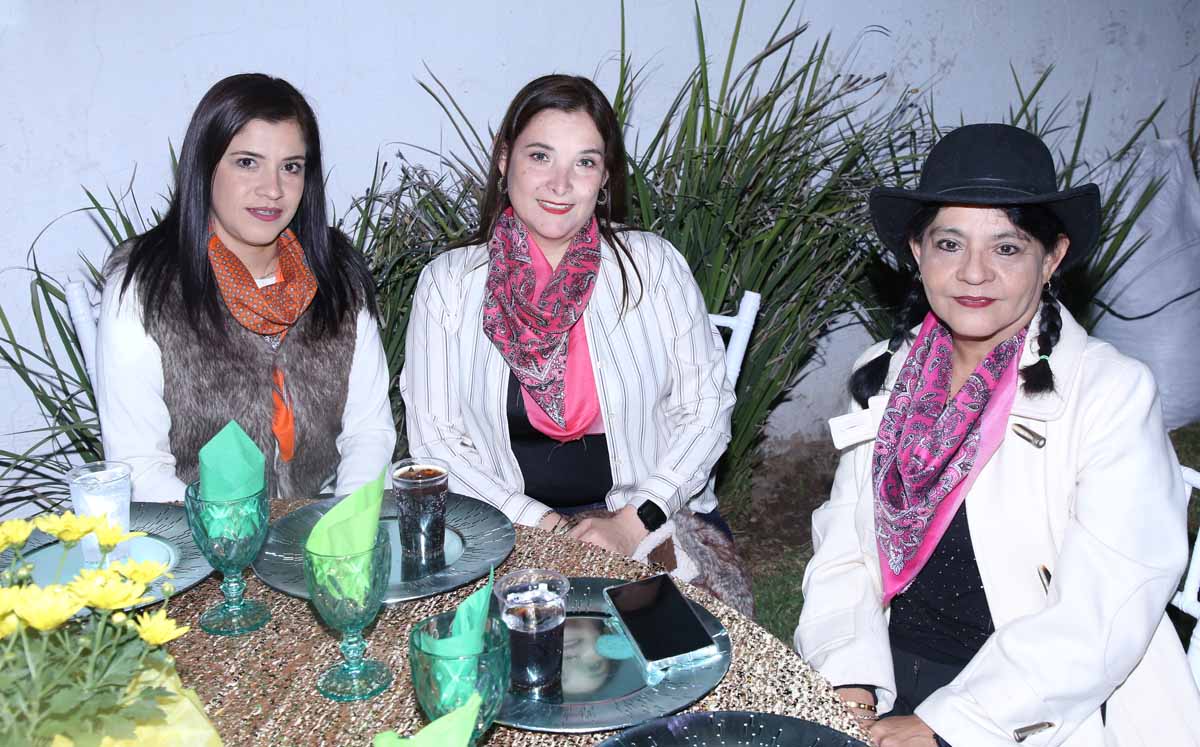 Estela, Erika y Janeth