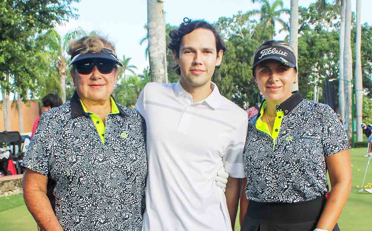 ALICIA VEGA DE LEAL, PATO BENAVIDES LEAL, ANDREA LEAL mostraron sus mejores swings en el green