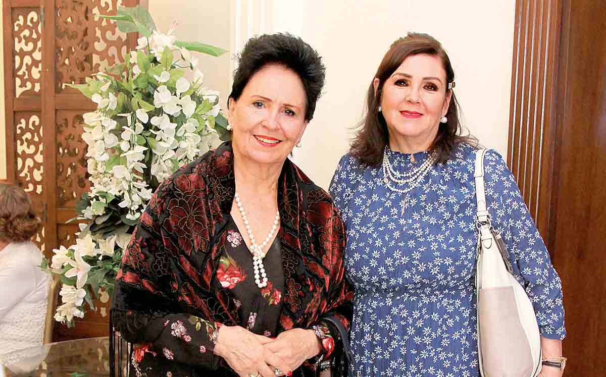 MARTHA BOLIO Y MARTHA GARZA participaron en la lotería de la UFCM