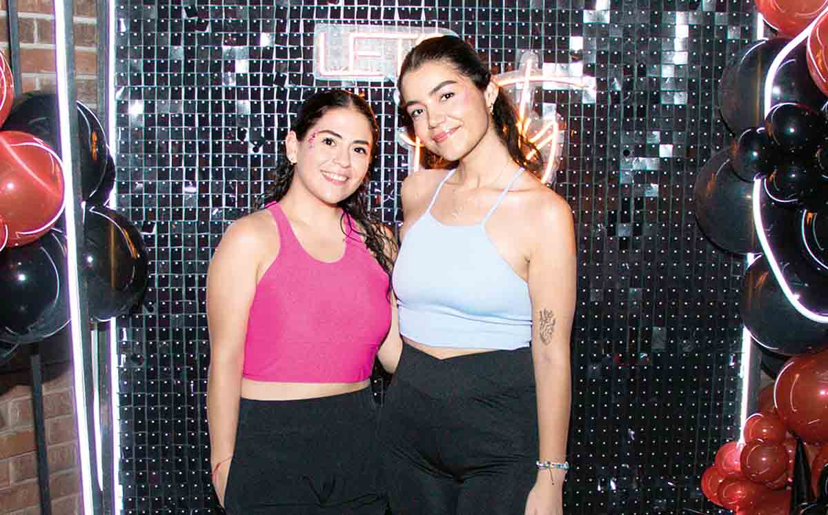 JAQUELINE BERNAL Y ANA PATY VAZQUEZ en el jueves de reggaetón