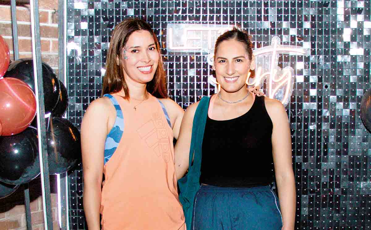 MARIELA ROCA Y MARIANA GONZÁLEZ disfrutaron del jueves de baile