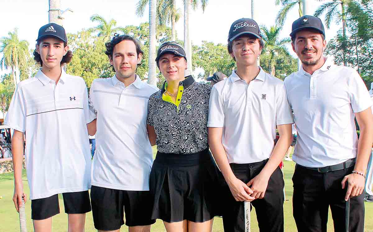 CARLOS HINOJOSA, PATO BENAVIDES LEAL, ANDREA LEAL, LEANDRO ELIZONDO Y CHUCHO MENNAH participaron en el décimo torneo del ATS