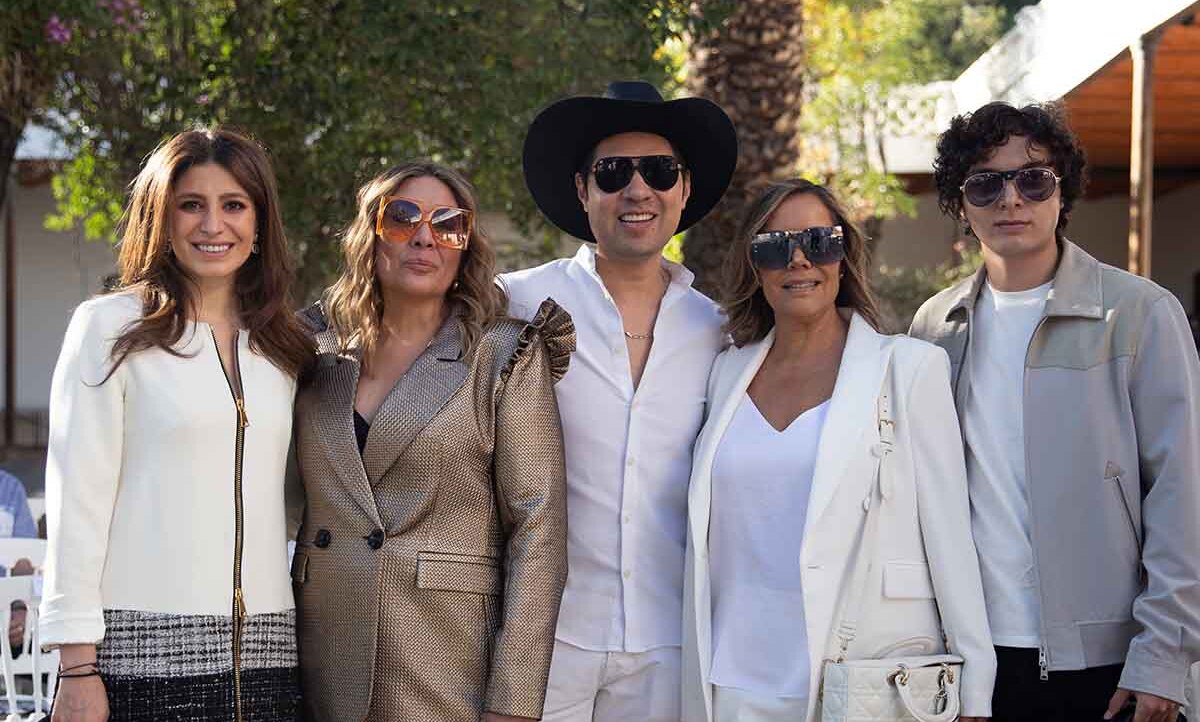 Gisselle Aboudib, Fabiola Montes, Tere Guzmán, Rafael Flores e Ián Couttolenc