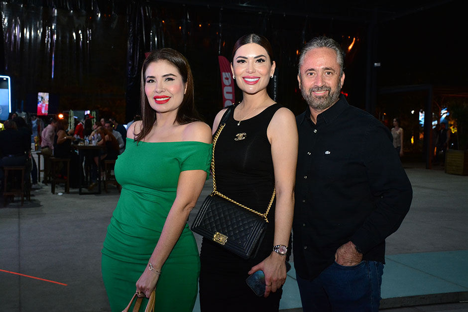 Adriana Tovar, Dayiana Quintero y Aldo Robles