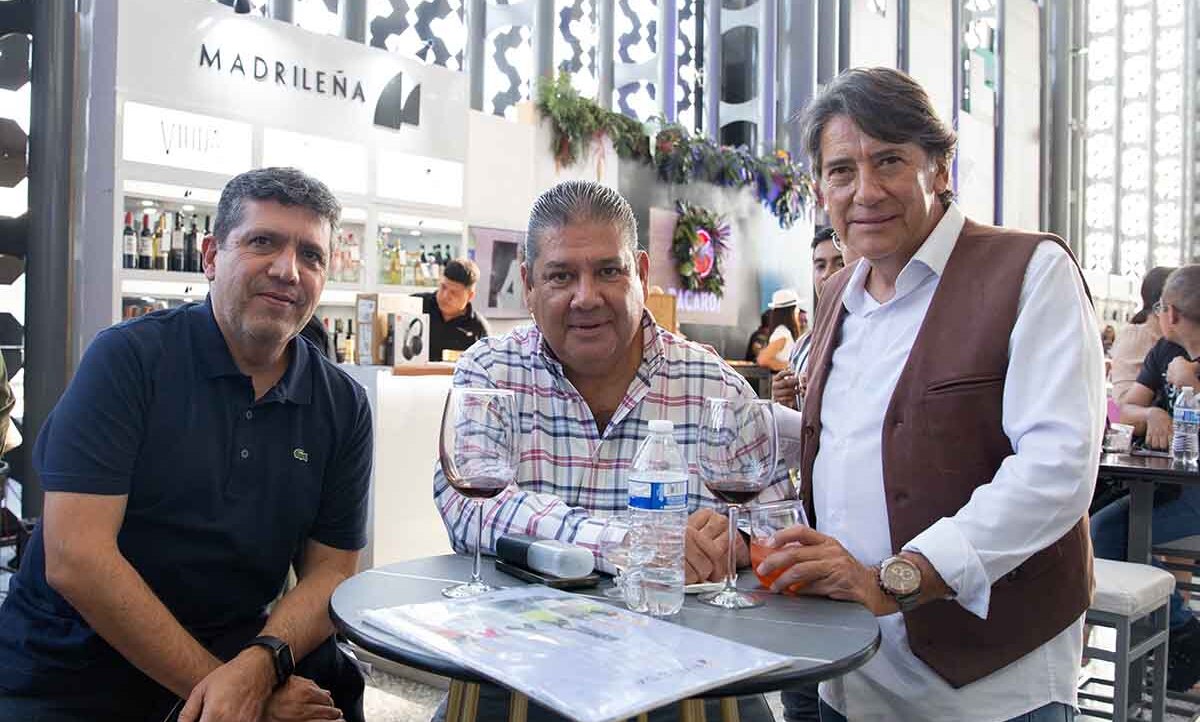 Daniel Vinay, Enrique Fuentes y Roberto Báez