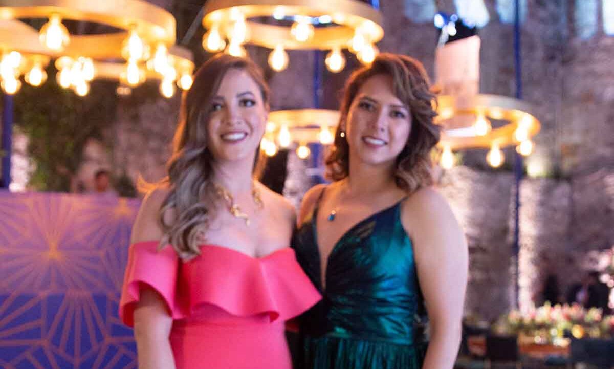 Valentina Gómez y Fernanda Flores