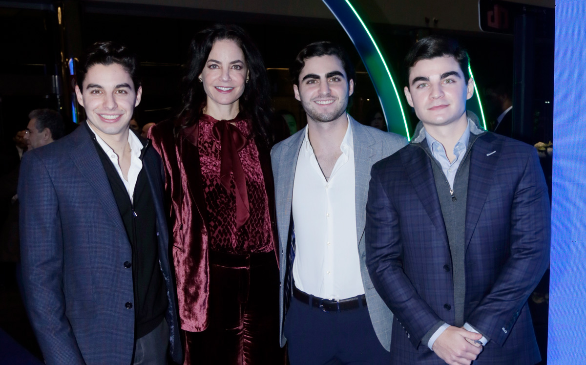 Hernán Martínez, Paulina Zambrano de Martínez, Joaquín Martínez y Darío Martínez / Foto: Omar Valdez