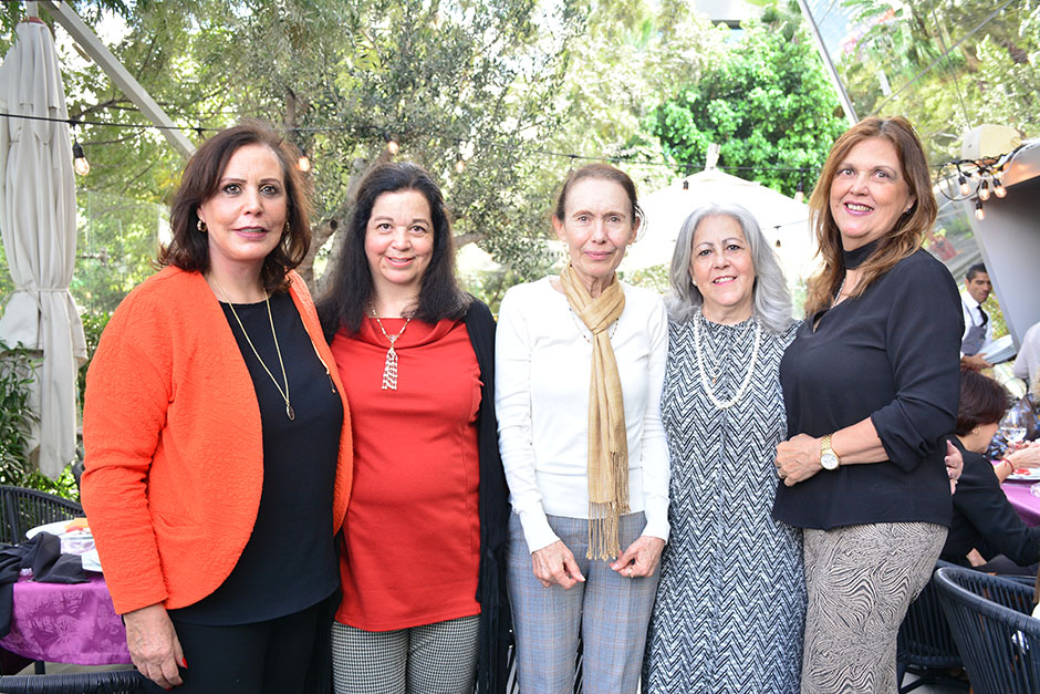 Martha Guízar, Nena Guízar, Cecilia Guízar, Patricia Ponce y Yolanda Becerra