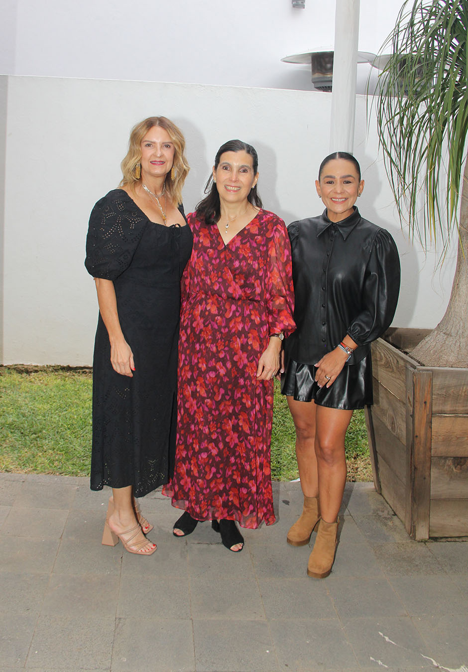 Martha Topete, Lorenza Peregrina y Mayra Yuen