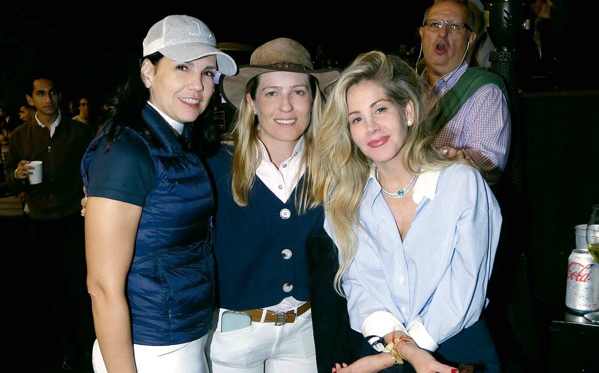 Rebeca Dávila, July de Romo y Nuria González