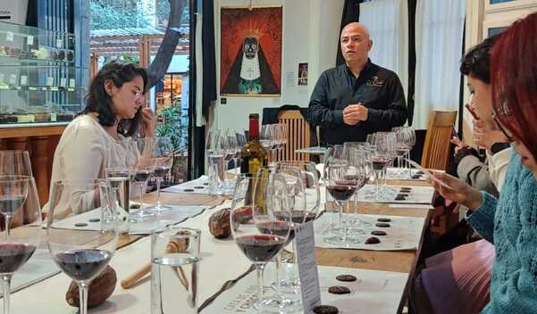 Así fue la exquisita selección de del sommelier José Luis Umaña y la chef Nahomi Morales (Unsplash)