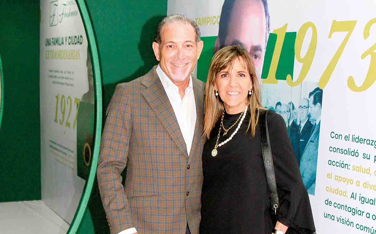 ANIBAL DELSOL Y MARIVI ESPADA estuvieron presentes en este magno evento