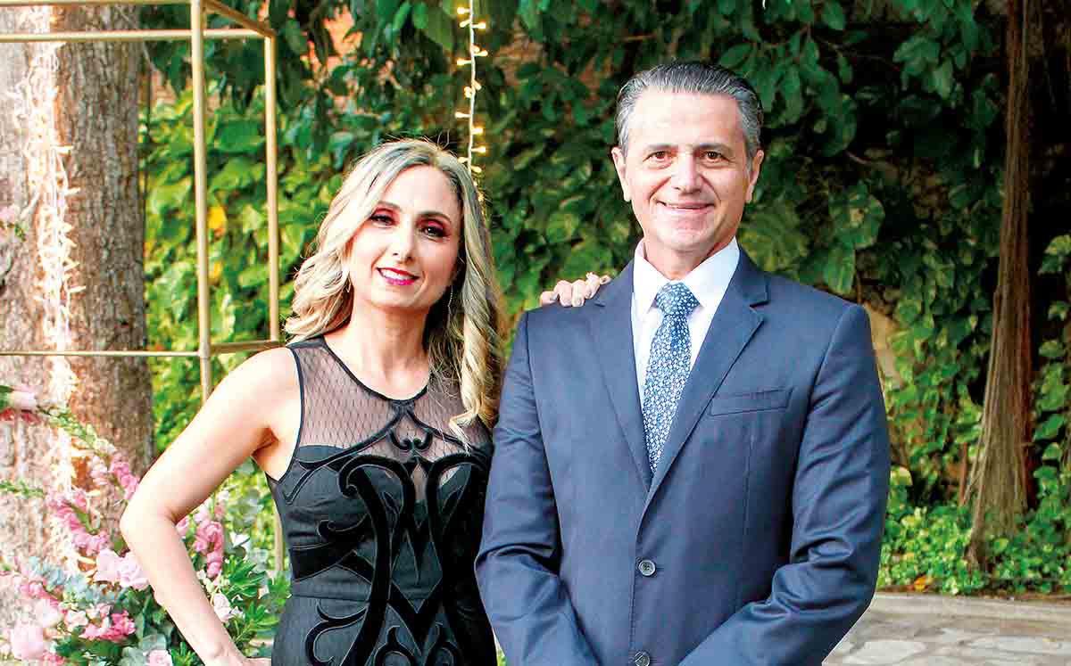 ODETTE DE NADER Y NICOLÁS NADER llegaron puntuales a la ceremonia civil de Esther y Luis
